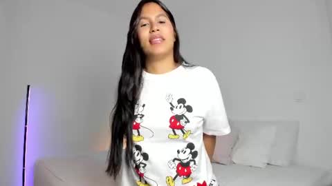 Snapshot of maragirl chatting on June 25, 6:56 pm Mara online show from June 25, 6:56 pm