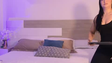 maragrief online show from April 23, 12:29 pm