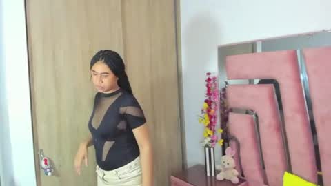 Snapshot of marakarly chatting on November 17, 6:14 pm Marakarly online show from November 17, 6:14 pm