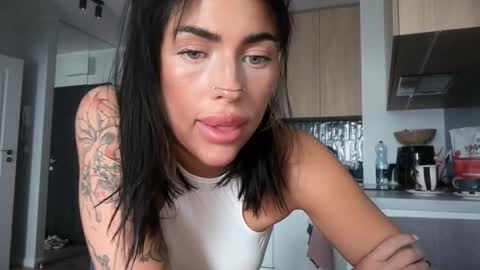 Marakuia online show from November 16, 10:54 am