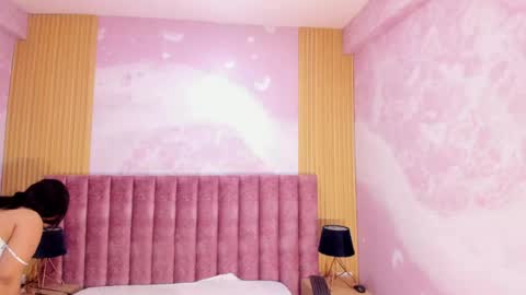 maralinette22 online show from April 16, 11:44 am