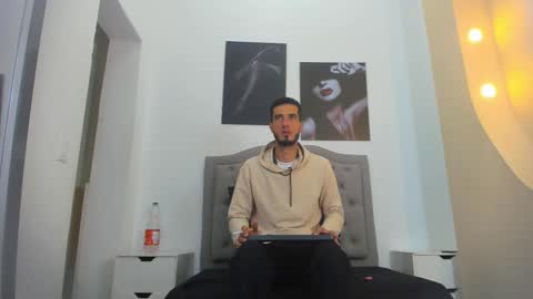 Marc Ruffalo online show from March 12, 11:49 am