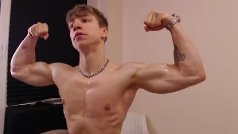 marc_solo online show from November 29, 10:07 am