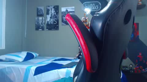 Snapshot of marcel_craw0796 chatting on May 2, 12:54 pm MARCEL online show from May 2, 12:54 pm