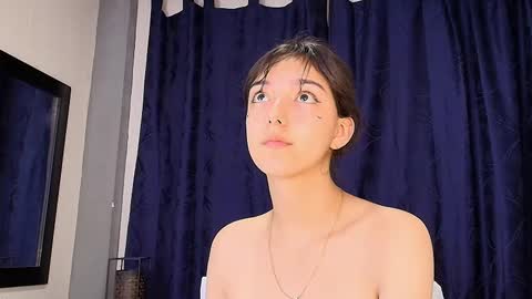 Snapshot of marcelaa_fox chatting on December 4, 4:54 am Marcela online show from December 4, 4:54 am