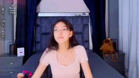 Snapshot of marcelaa_fox chatting on January 24, 8:22 pm Marcela online show from January 24, 8:22 pm