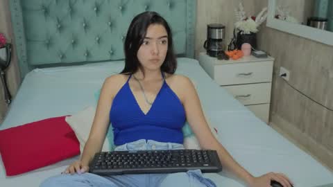 Marcela online show from April 7, 8:09 pm