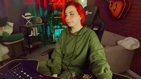 MarcelineChi online show from December 3, 5:48 am