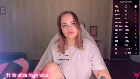 Snapshot of marcelinepeach chatting on September 18, 12:51 pm Sara online show from September 18, 12:51 pm