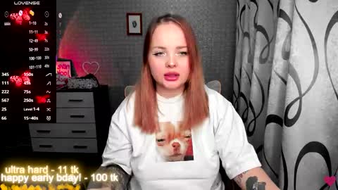 Snapshot of marcelinepeach chatting on November 20, 11:37 pm Sara online show from November 20, 11:37 pm