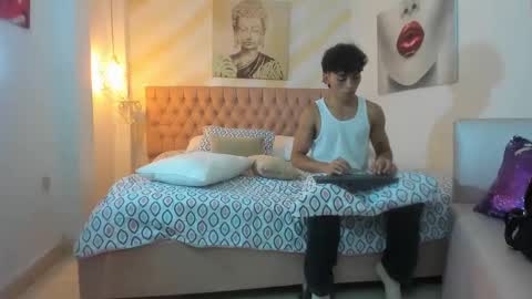 ruy  jex online show from October 13, 3:17 am