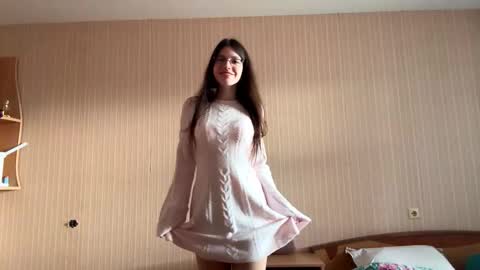 Amily online show from February 22, 1:09 pm