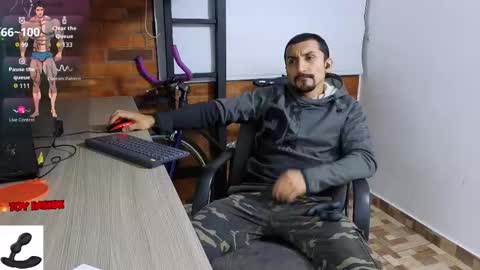 Snapshot of marckmuscle chatting on October 13, 1:49 am Marck Independent model online show from October 13, 1:49 am
