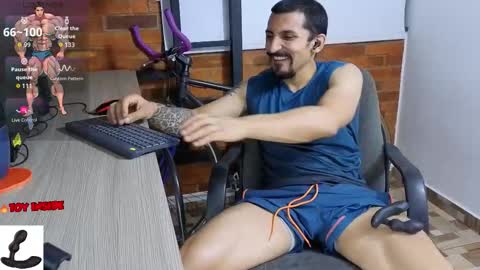 Snapshot of marckmuscle chatting on October 23, 11:35 pm Marck Independent model online show from October 23, 11:35 pm