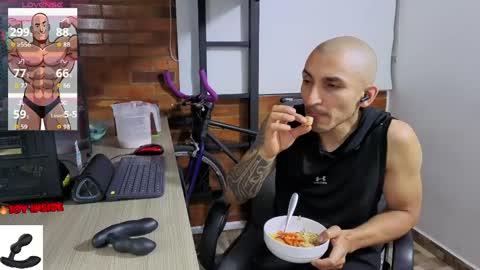 Marck  Independent model  online show from April 16, 2:01 am