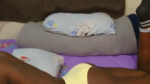 marclyne_cy online show from February 20, 8:42 pm