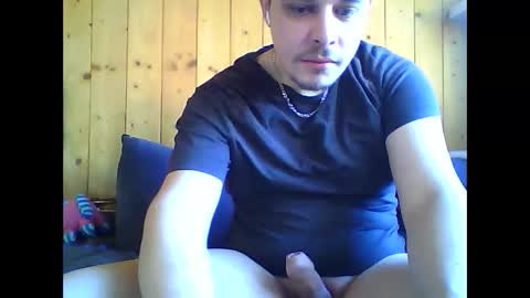 marco1998ig online show from April 23, 8:35 am