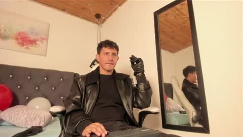 Snapshot of marcos_vieyra chatting on July 1, 7:24 pm marcos_vieyra online show from July 1, 7:24 pm