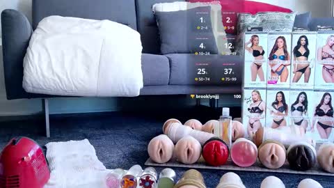 Marc online show from November 15, 1:51 pm