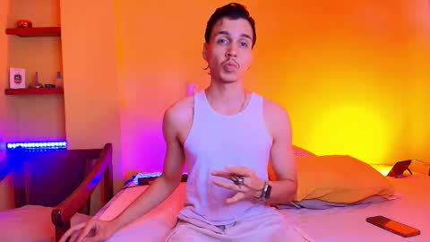 Marcus Hanks online show from September 22, 4:36 am