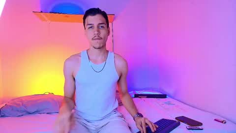 Marcus Hanks online show from November 4, 4:33 am