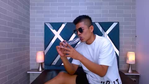 marcus hans online show from November 7, 8:31 pm