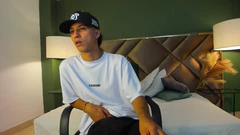 marcus_jeron online show from October 12, 4:11 am