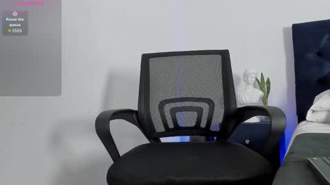 marcus_moreno online show from December 2, 10:49 pm