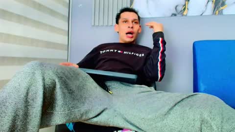 marcus_smithh online show from October 17, 9:12 am