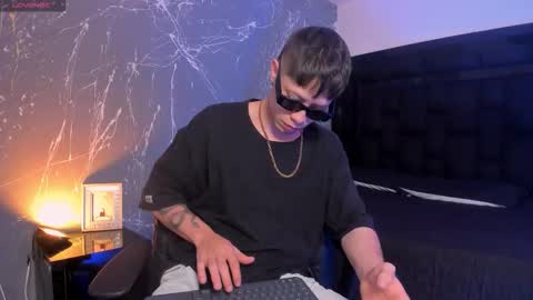 Snapshot of marcuscollins1_ chatting on October 27, 1:04 pm Marcus online show from October 27, 1:04 pm