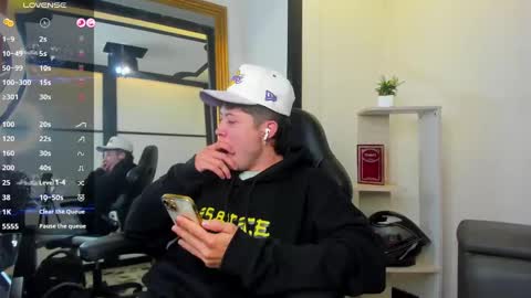 Snapshot of marcuscollins1_ chatting on November 13, 2:49 pm Marcus online show from November 13, 2:49 pm