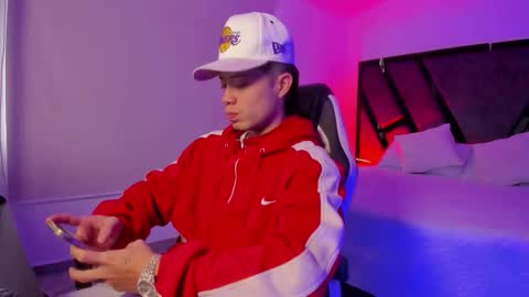 Snapshot of marcuscollins1_ chatting on November 30, 1:37 pm Marcus online show from November 30, 1:37 pm