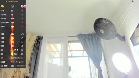 Snapshot of marcuscollins1_ chatting on May 11, 4:04 pm Marcus online show from May 11, 4:04 pm