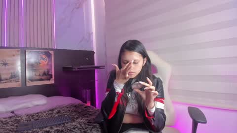 Maria online show from January 8, 6:52 pm