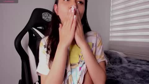 Maria online show from March 4, 9:11 pm