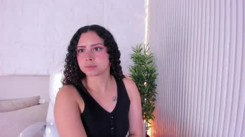 Marelyn online show from April 24, 11:34 am