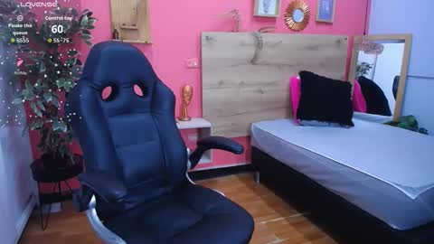 Snapshot of margare_scarlett chatting on October 10, 11:20 am margare_scarlett online show from October 10, 11:20 am