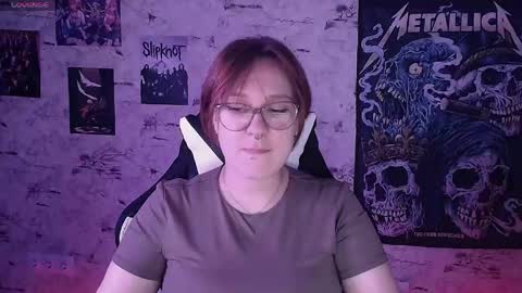 Snapshot of margaret_red chatting on May 24, 6:24 pm Margaret online show from May 24, 6:24 pm