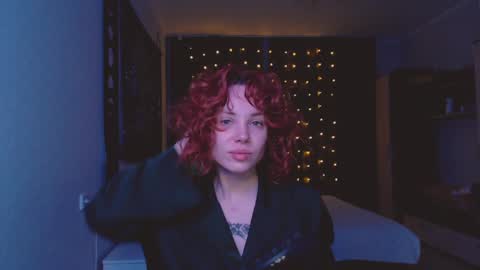 Margaret online show from December 5, 3:39 pm