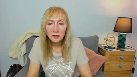 Snapshot of margaretmature chatting on January 19, 2:17 pm margaretmature online show from January 19, 2:17 pm