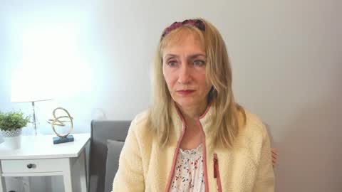 Snapshot of margaretmature chatting on February 15, 6:12 am margaretmature online show from February 15, 6:12 am