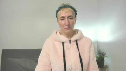 Snapshot of margaretmature chatting on October 16, 3:13 pm margaretmature online show from October 16, 3:13 pm