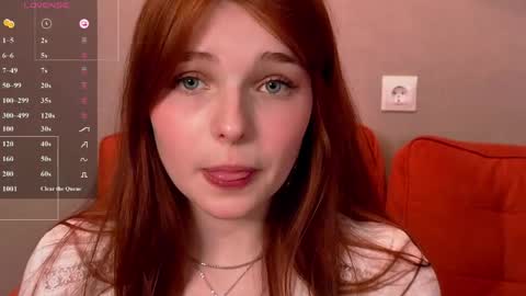 Snapshot of margaretrobinson_ chatting on May 7, 3:28 pm Maria online show from May 7, 3:28 pm