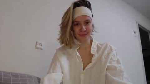 Snapshot of margaretstrein chatting on December 9, 11:47 am Alex and Jane online show from December 9, 11:47 am