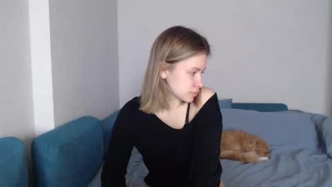 Snapshot of margaretstrein chatting on February 15, 7:06 am Alex and Jane online show from February 15, 7:06 am