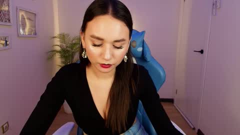 Margo online show from December 3, 8:45 am