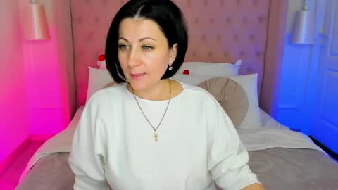 Snapshot of margobloom chatting on March 19, 1:48 pm Margo online show from March 19, 1:48 pm