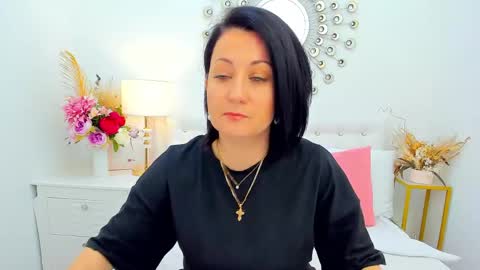 Snapshot of margobloom chatting on May 17, 4:21 am Margo online show from May 17, 4:21 am