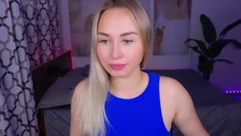 Snapshot of margosugar chatting on June 24, 6:12 am MargoSugar online show from June 24, 6:12 am