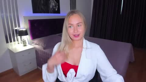 Snapshot of margosugar chatting on June 29, 5:35 am MargoSugar online show from June 29, 5:35 am